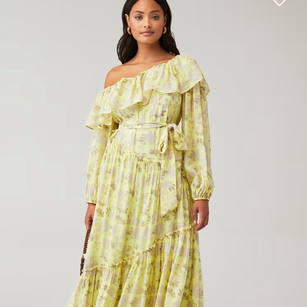 Chic One-Shoulder Floral Dress in Light Green
